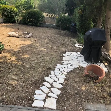 The Good Place Βίλα